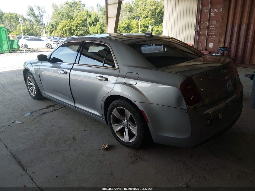 Vin: 2c3ccaeg7fh786095, lot: 46176417, chrysler 300c 20153