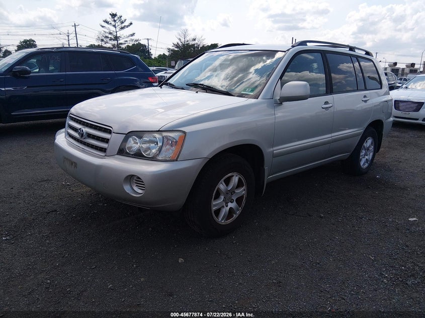 2003 TOYOTA HIGHLANDER auction photo 2