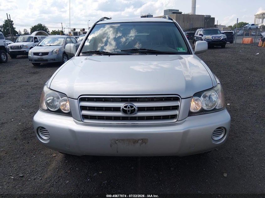 2003 TOYOTA HIGHLANDER auction photo 6