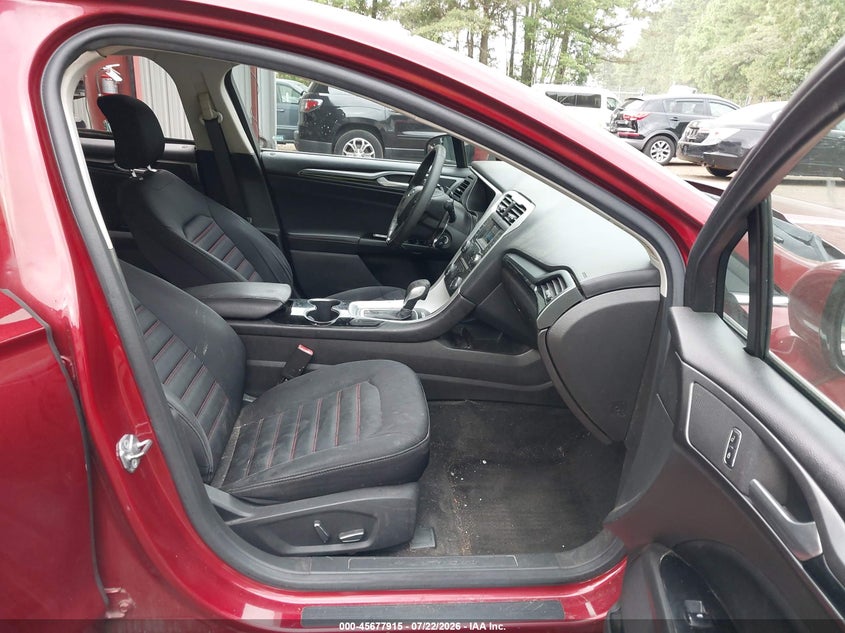 2015 FORD FUSION auction photo 5