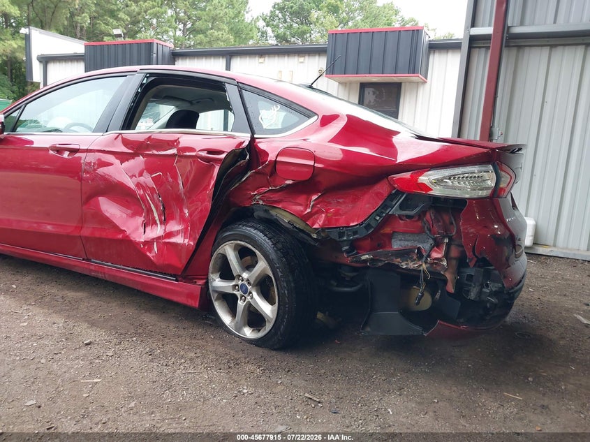 2015 FORD FUSION auction photo 6
