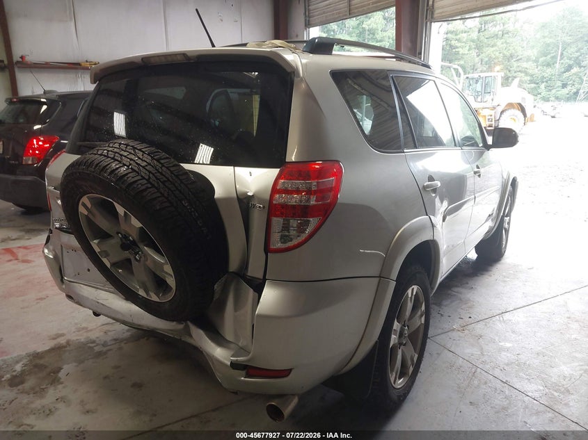 2011 TOYOTA RAV4 auction photo 4