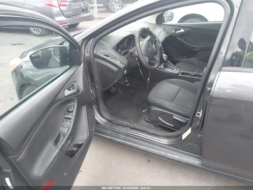2015 FORD FOCUS auction photo 6