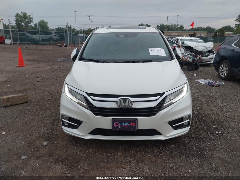 HONDA ODYSSEY 2018 VIN 5FNRL6H85JB013325