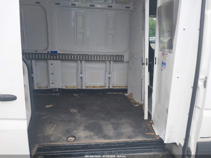 2014 MERCEDES-BENZ SPRINTER 2500 auction photo 8