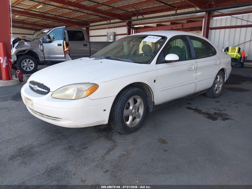 2002 FORD TAURUS auction photo 2