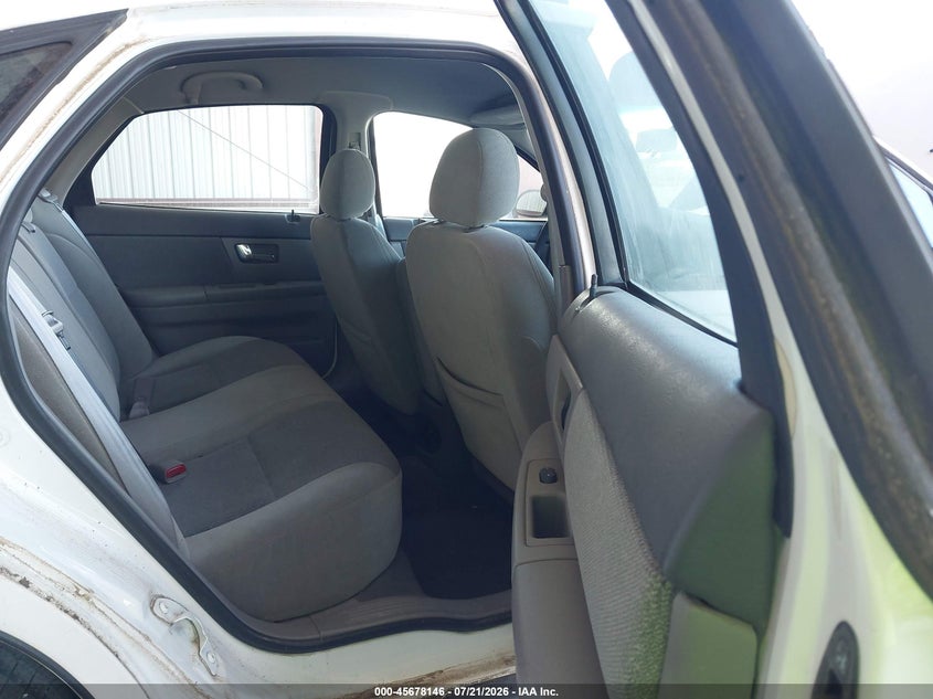 2002 FORD TAURUS auction photo 8