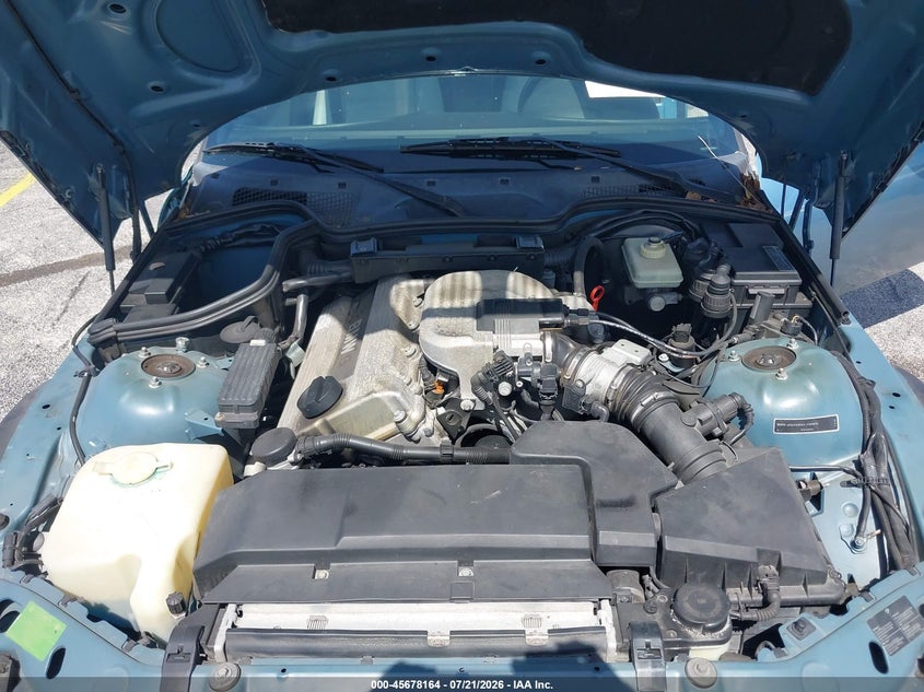 1998 BMW Z3 1.9 VIN: 4USCH7331WLD16628 Lot: 45678164