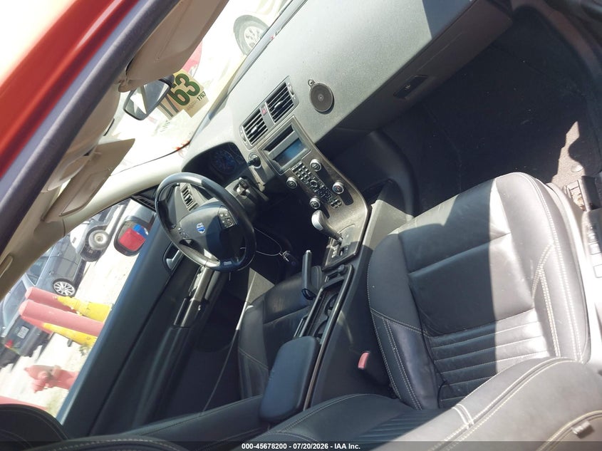 2012 VOLVO C30 auction photo 5