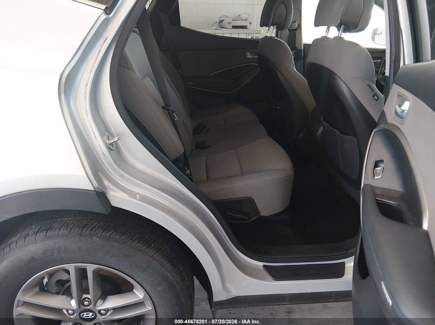2017 HYUNDAI SANTA FE SPORT auction photo 8