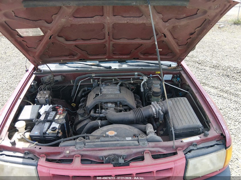 1999 Isuzu Amigo S 3.2L V6 Hard Top/S 3.2L V6 Soft Top VIN: 4S2CM57W7X4328239 Lot: 45678213
