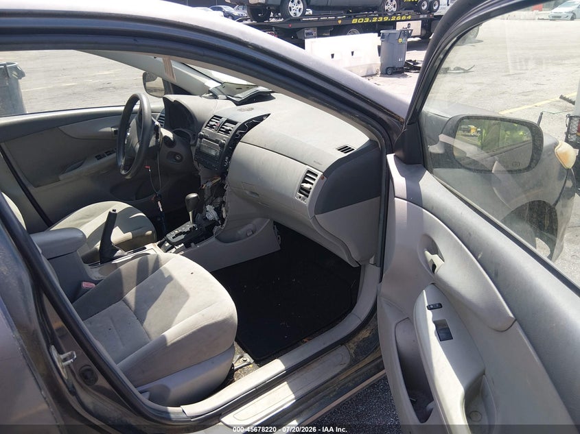 2009 TOYOTA COROLLA auction photo 5