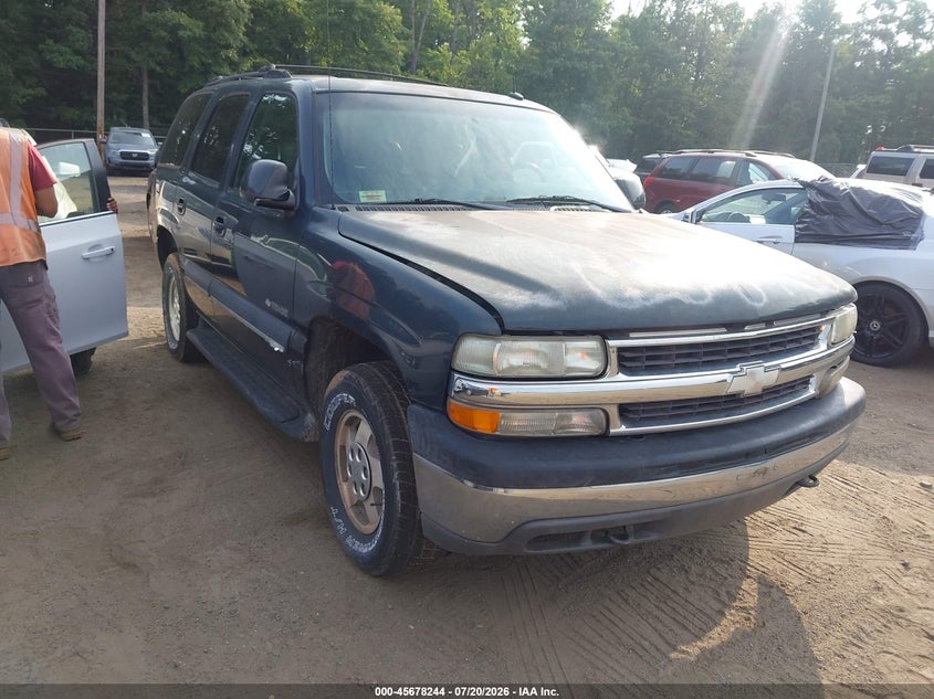 2003 CHEVROLET TAHOE auction photo 1