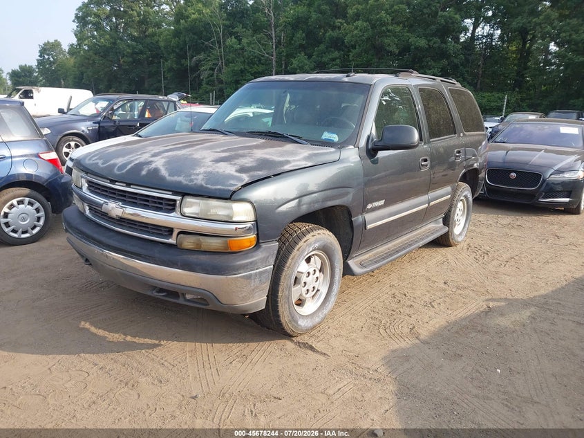 2003 CHEVROLET TAHOE auction photo 2