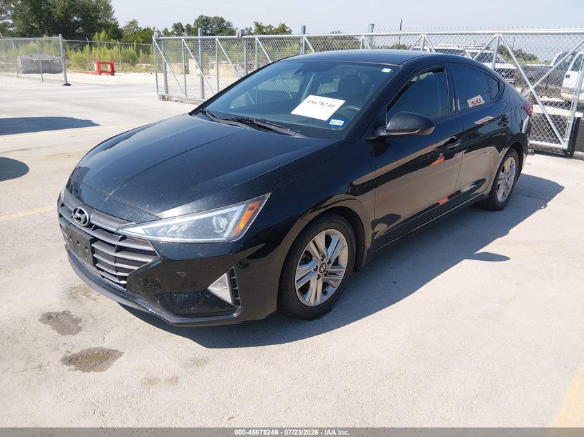 2019 HYUNDAI ELANTRA auction photo 2