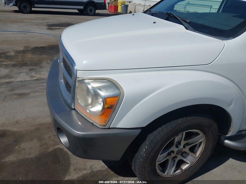 2005 DODGE DURANGO auction photo 6