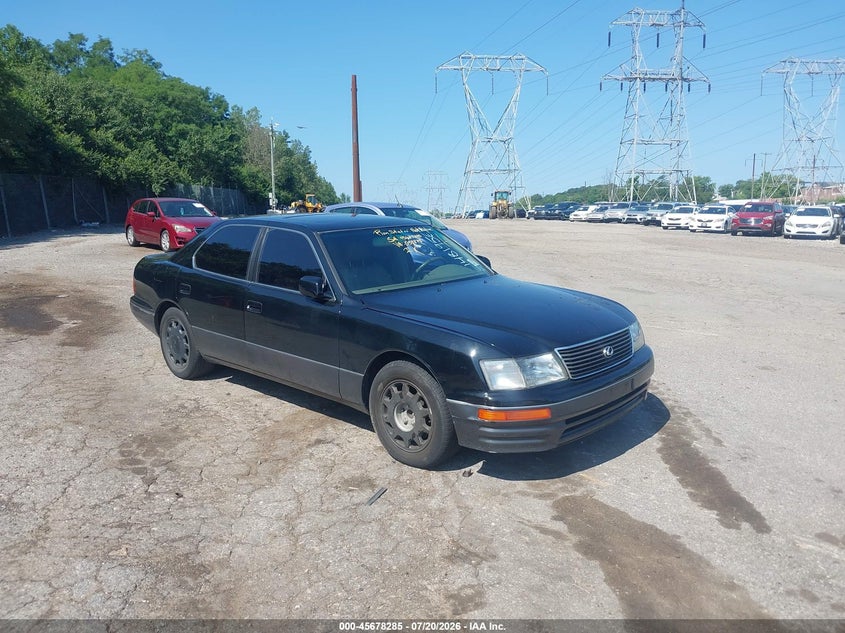 1996 LEXUS LS auction photo 1