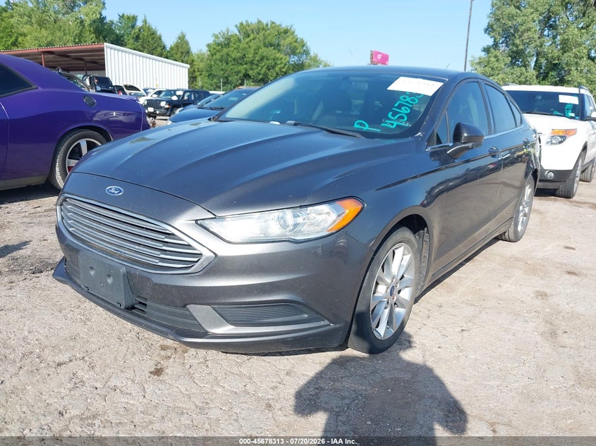 2017 FORD FUSION auction photo 2