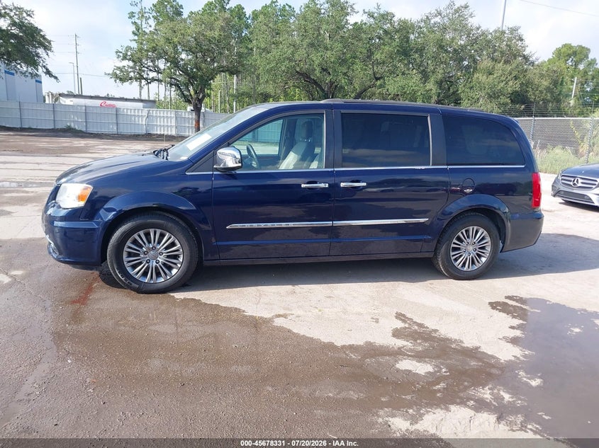 2016 Chrysler Town & Country Touring-L Anniversary Edition VIN: 2C4RC1CG2GR104440 Lot: 45678331