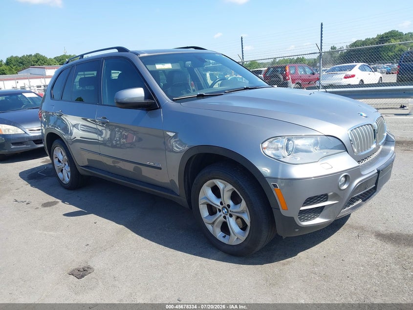 Vin: 5uxzw0c50d0b93173, lot: 46176943, bmw x5 xdrive35d 2013 img_1