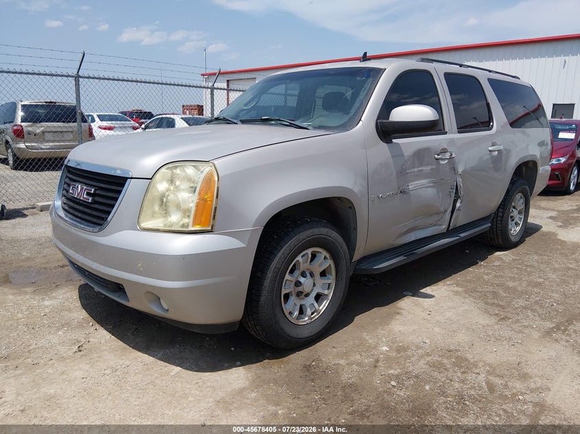 2007 GMC YUKON XL auction photo 2