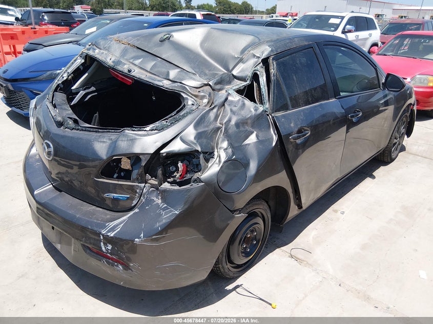 2013 MAZDA MAZDA3 auction photo 4