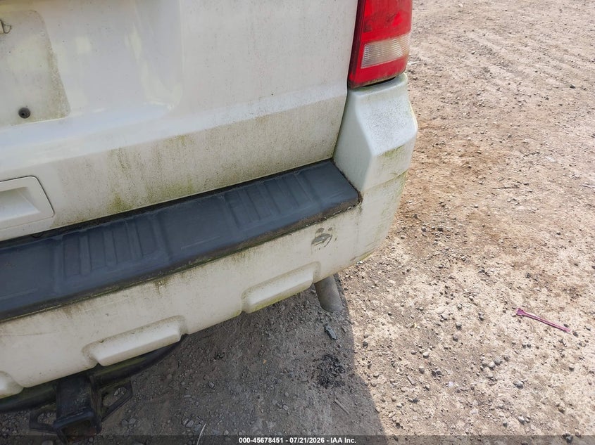 2012 FORD ESCAPE auction photo 6