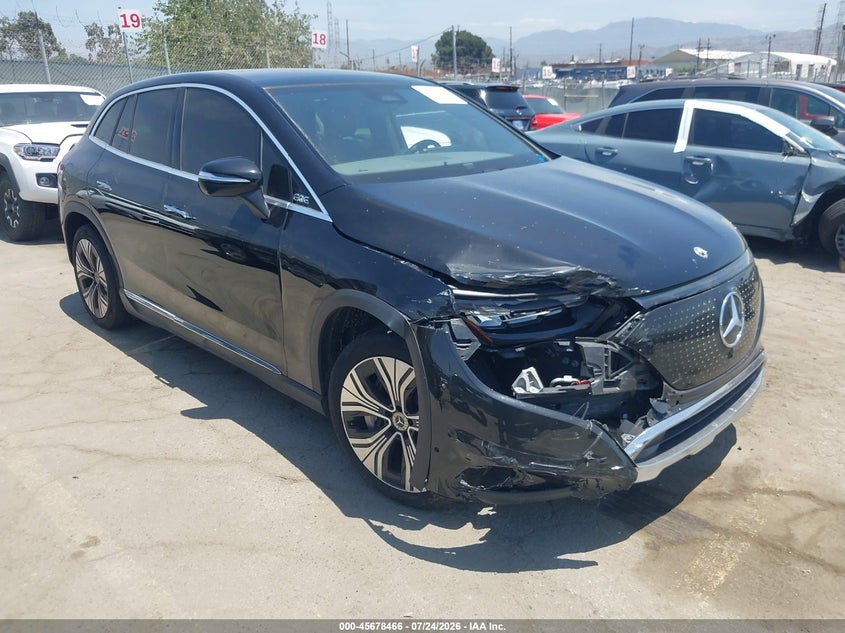 Vin: 4jggm1cb7pa039318, lot: 46177075, mercedes-benz eqe 350 suv 4matic 2023 img_1