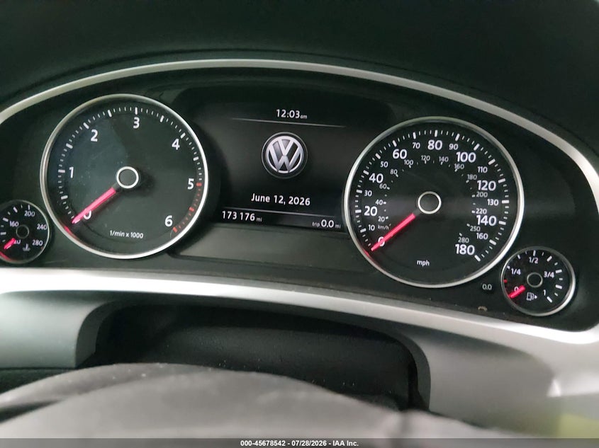 2016 VOLKSWAGEN TOUAREG auction photo 7
