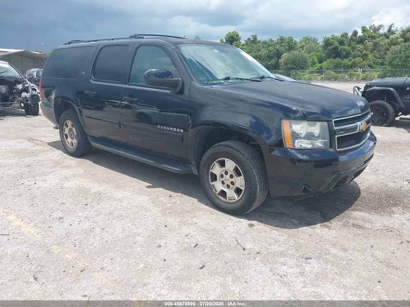 2014 CHEVROLET SUBURBAN auction photo 1