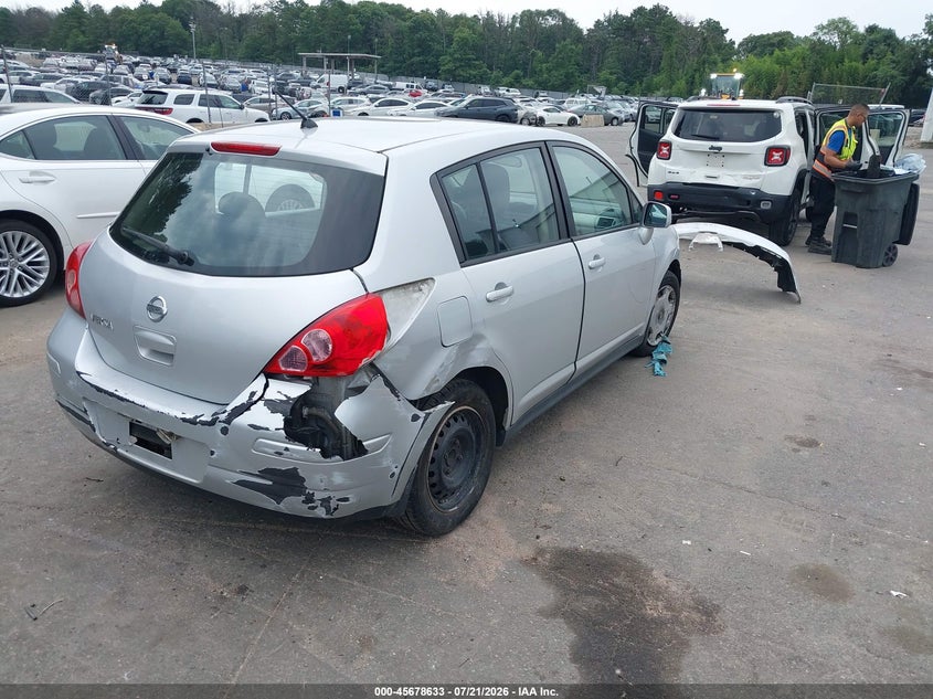 2009 Nissan Versa 1.8S VIN: 3N1BC13E09L359462 Lot: 45678633