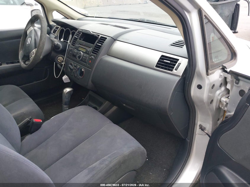 2009 Nissan Versa 1.8S VIN: 3N1BC13E09L359462 Lot: 45678633