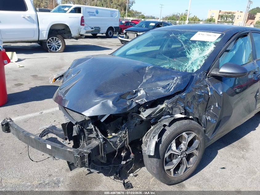 2021 KIA FORTE auction photo 6