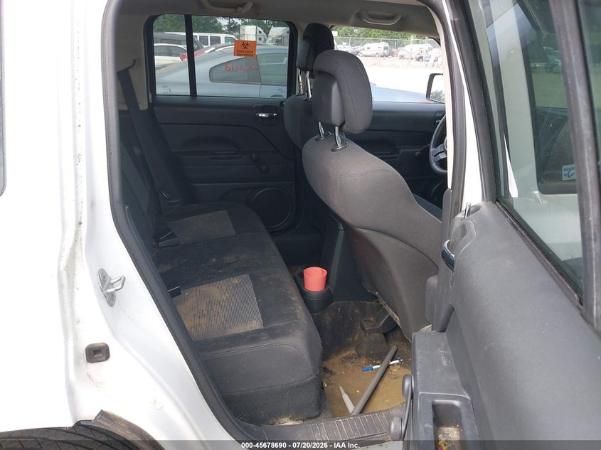 2011 JEEP PATRIOT auction photo 8