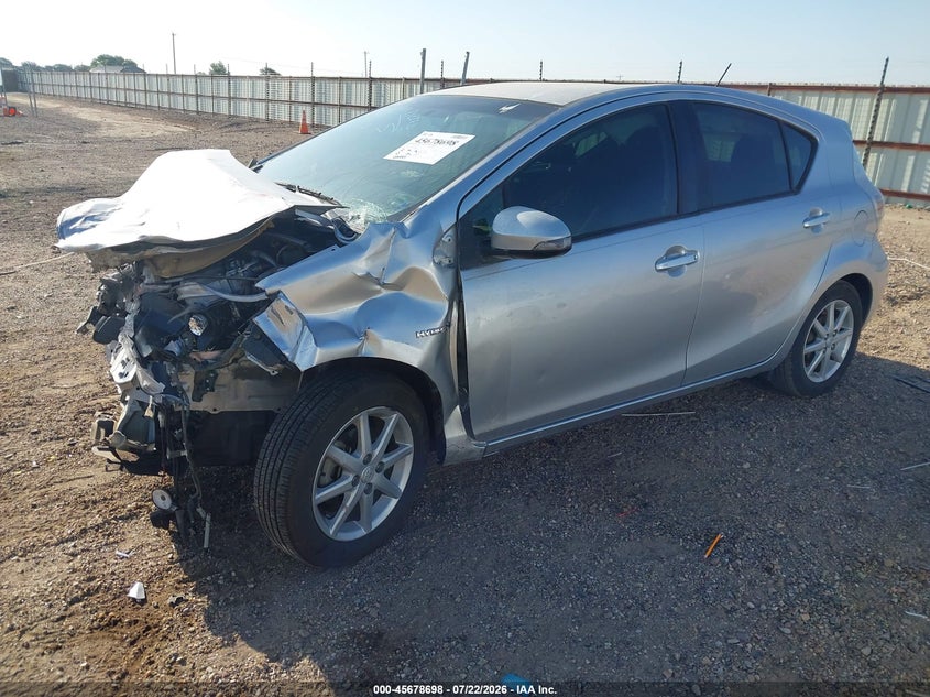 TOYOTA PRIUS C 2013 VIN JTDKDTB3XD1045646