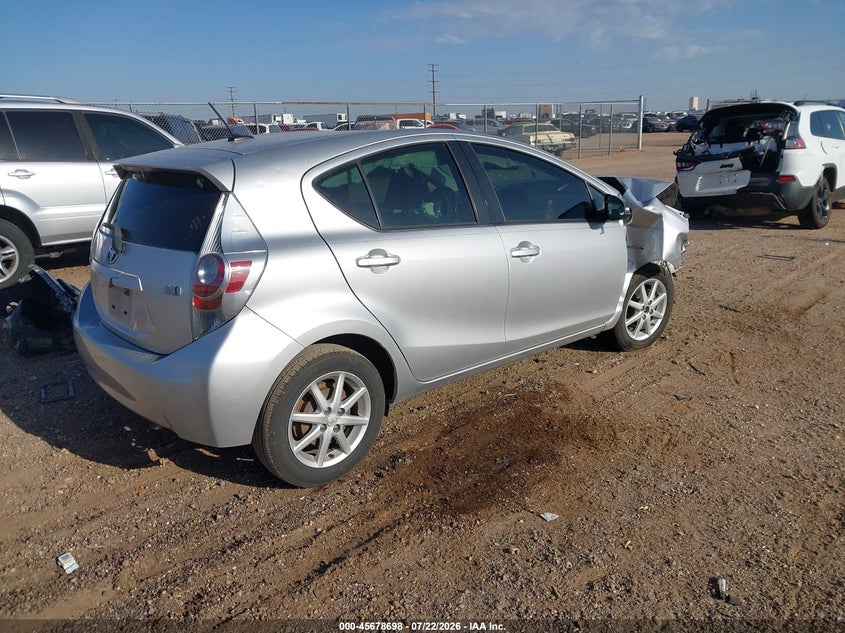 TOYOTA PRIUS C 2013 VIN JTDKDTB3XD1045646