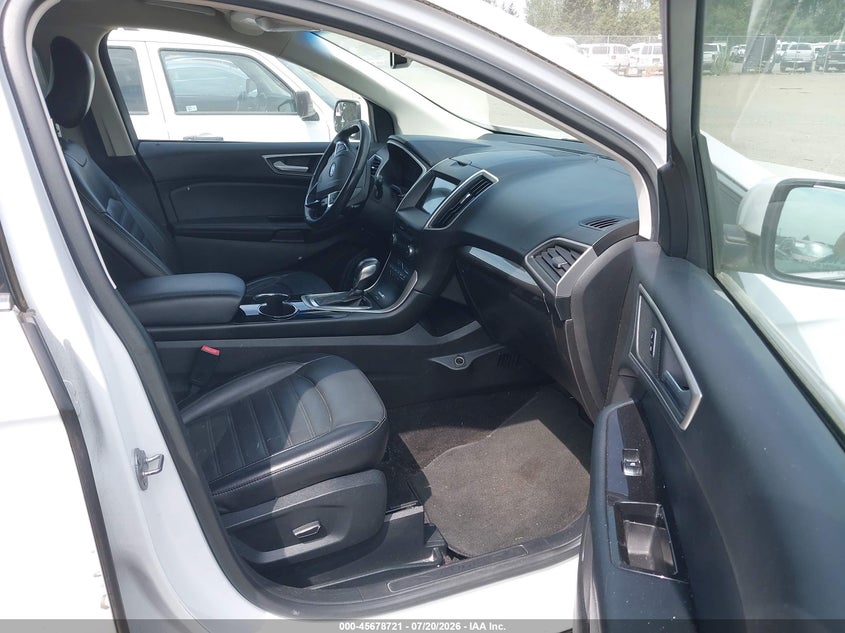 2017 FORD EDGE auction photo 5