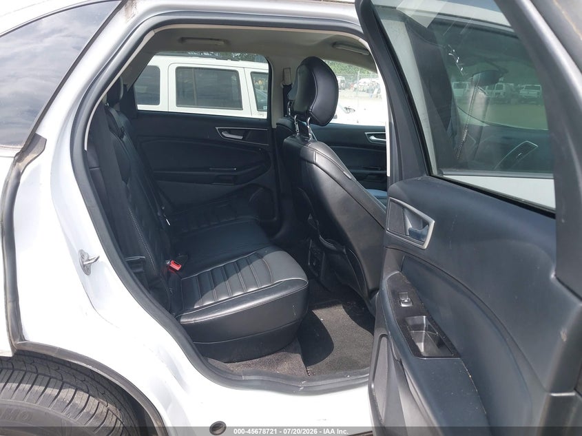 2017 FORD EDGE auction photo 8