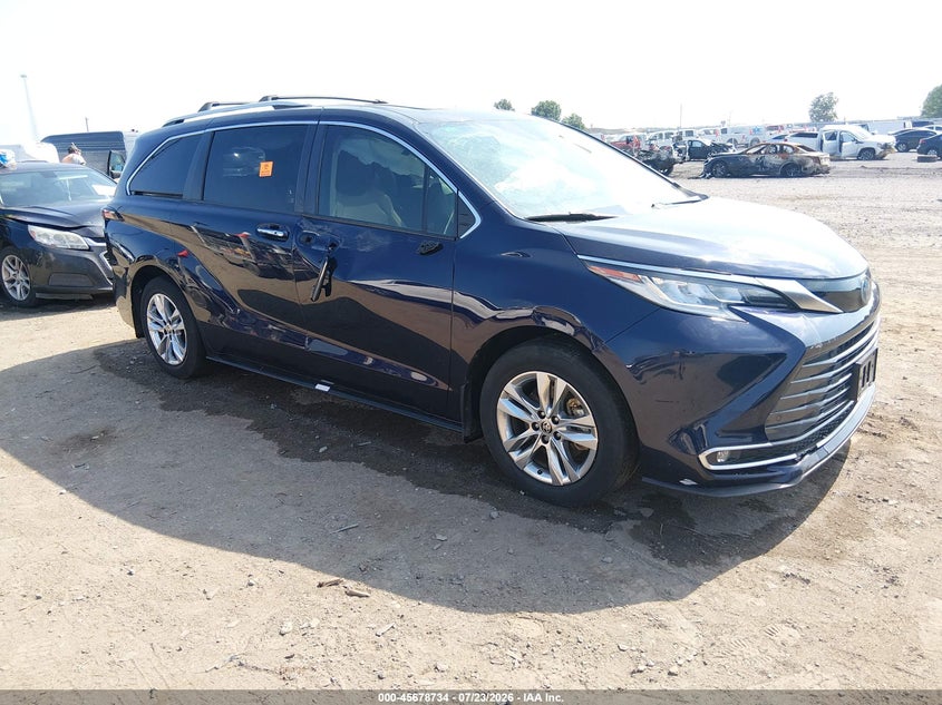 TOYOTA SIENNA - zdjęcie 1