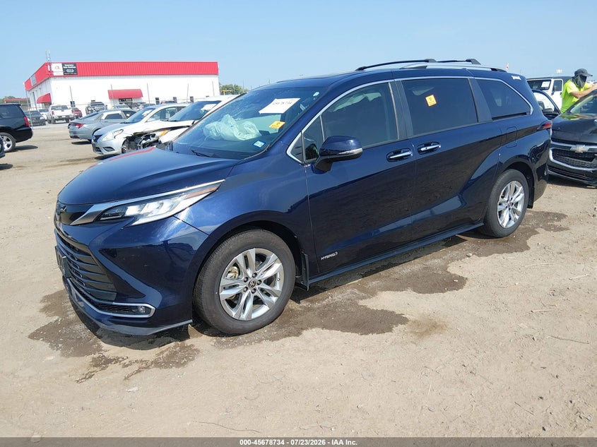 TOYOTA SIENNA - zdjęcie 2
