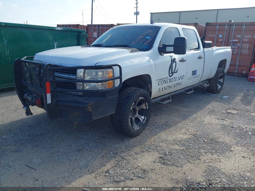 2009 CHEVROLET SILVERADO 3500HD auction photo 2
