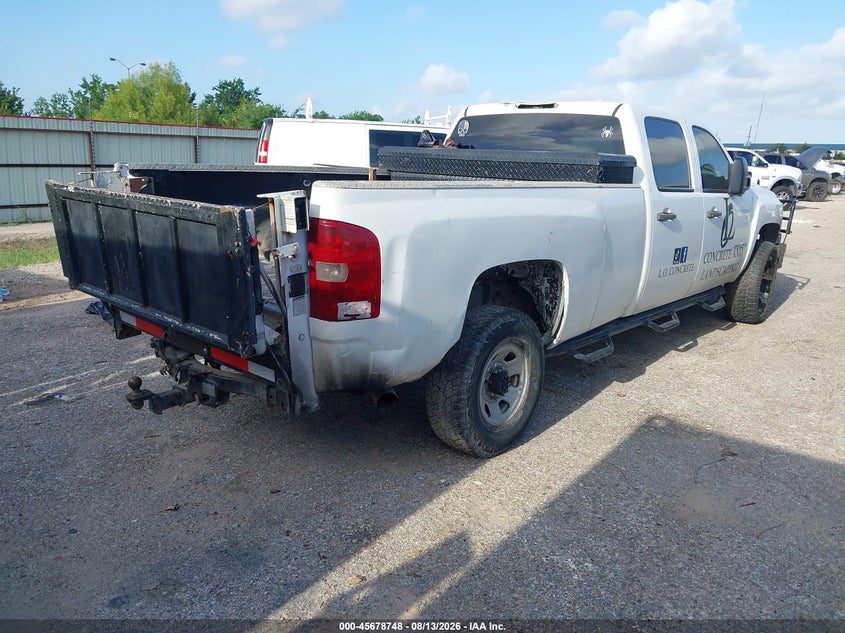 2009 CHEVROLET SILVERADO 3500HD auction photo 4