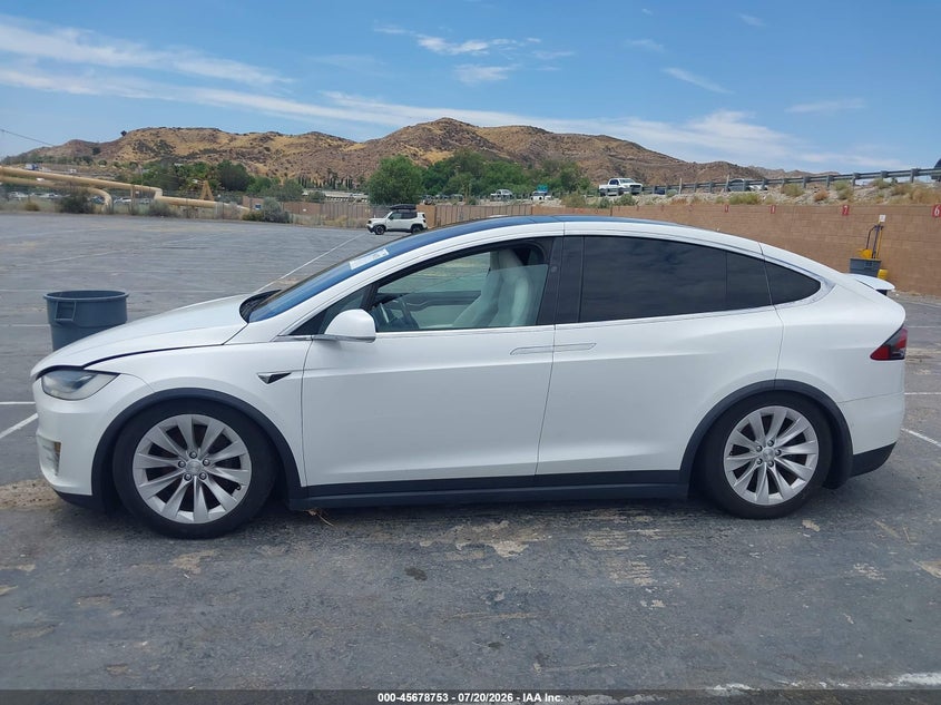 2021 Tesla Model X Long Range Dual Motor All-Wheel Drive/Long Range Plus Dual Motor All-Wheel Drive VIN: 5YJXCDE2XMF319775 Lot: 45678753