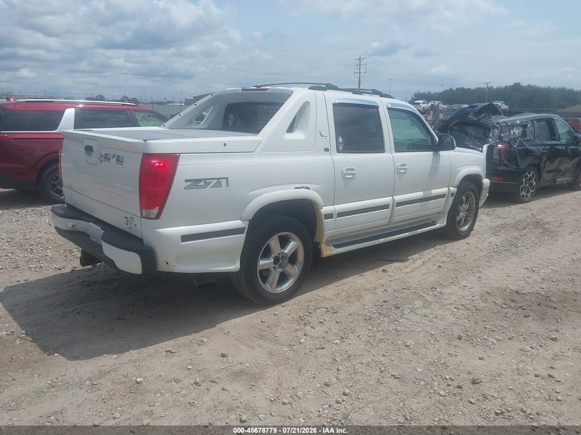 2005 CHEVROLET AVALANCHE 1500 auction photo 4