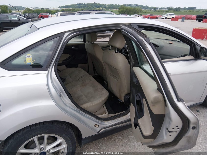 2017 FORD FOCUS auction photo 8