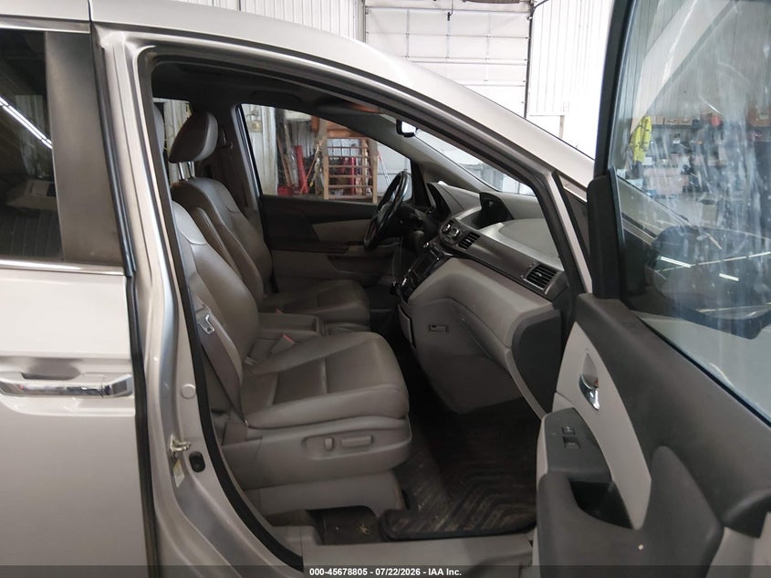 2015 HONDA ODYSSEY auction photo 5