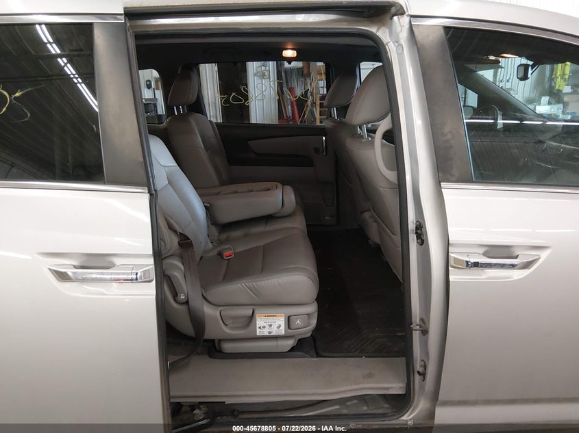 2015 HONDA ODYSSEY auction photo 8