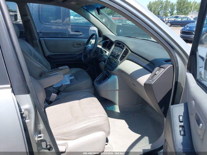 2001 TOYOTA HIGHLANDER auction photo 5