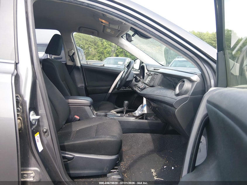 2018 TOYOTA RAV4 auction photo 5