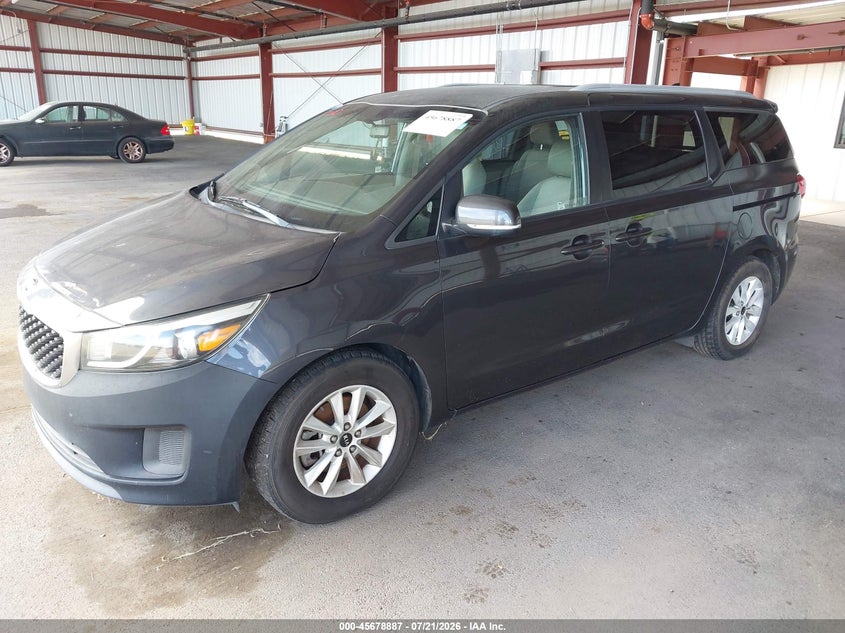 2015 KIA SEDONA auction photo 2